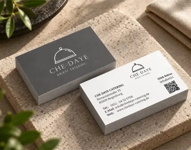 Papier-Visitenkarte für einen Catering-Service aus Regensburg